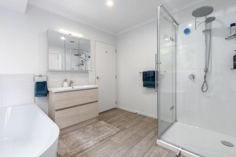 Photo of property in 75 Grantston Drive, Pyes Pa, Tauranga, 3112