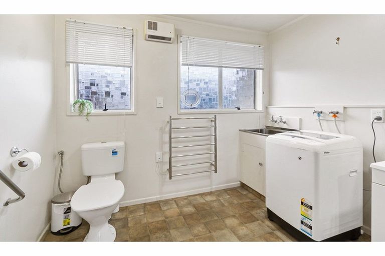 Photo of property in 25 Clyde Street, Seaview, Timaru, 7910