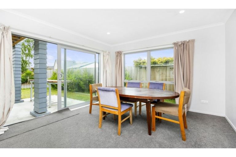 Photo of property in 11u1 Crosher Place, Silverdale, Hamilton, 3216