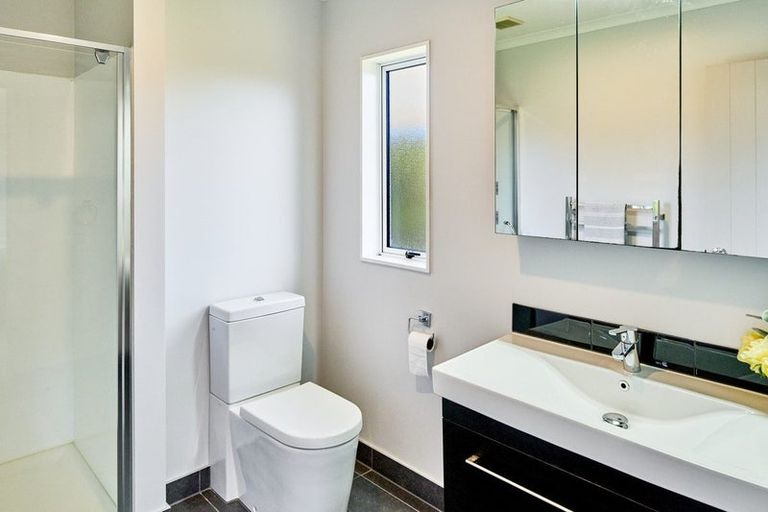 Photo of property in 29 Paparoa Crescent, Aotea, Porirua, 5024