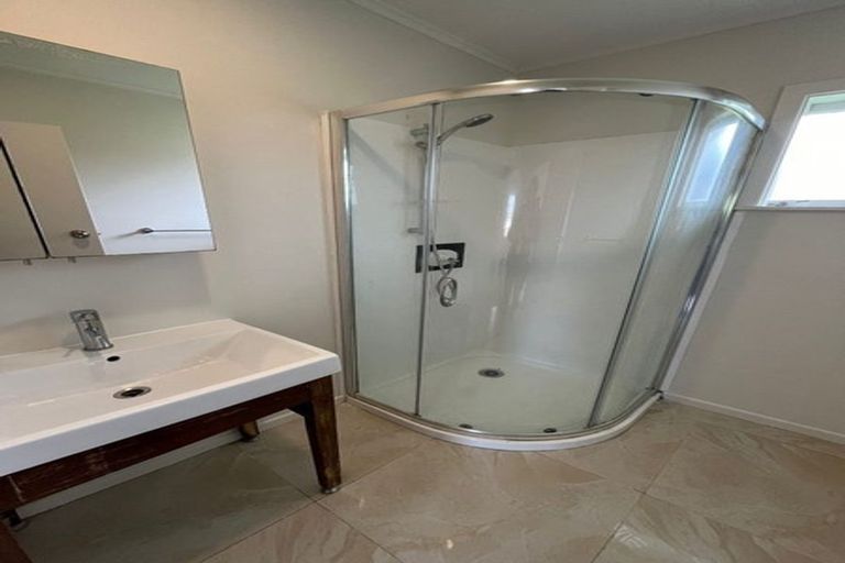 Photo of property in 112 Cargill Street, Papakura, 2110