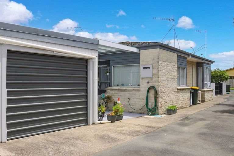 Photo of property in 2/77 Goulstone Road, Whakatane, 3120