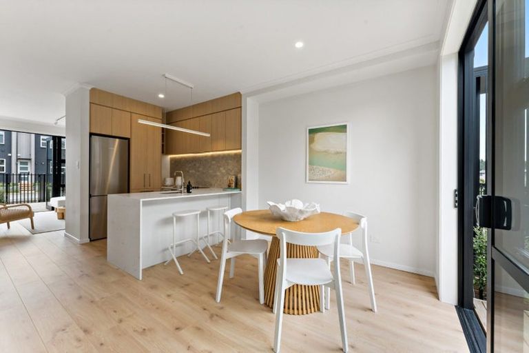 Photo of property in 660d Swanson Road, Swanson, Auckland, 0612