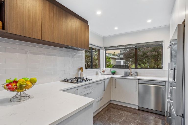 Photo of property in 2/65 Granville Drive, Massey, Auckland, 0614