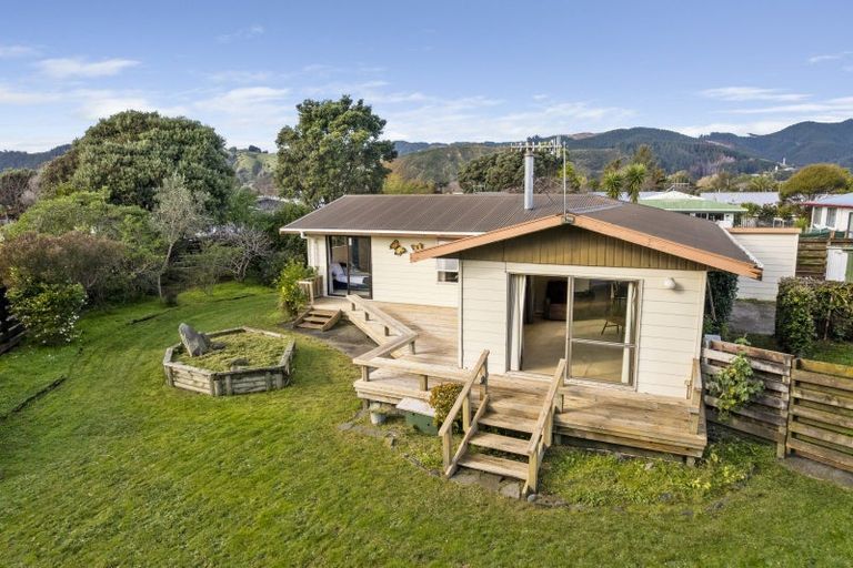 Photo of property in 26 Cypress Grove, Paraparaumu, 5032