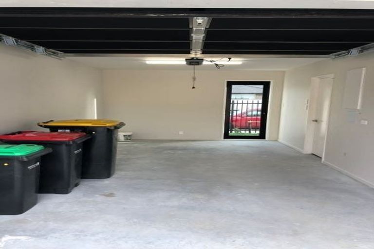 Photo of property in 2/57 Woodville Street, Edgeware, Christchurch, 8013