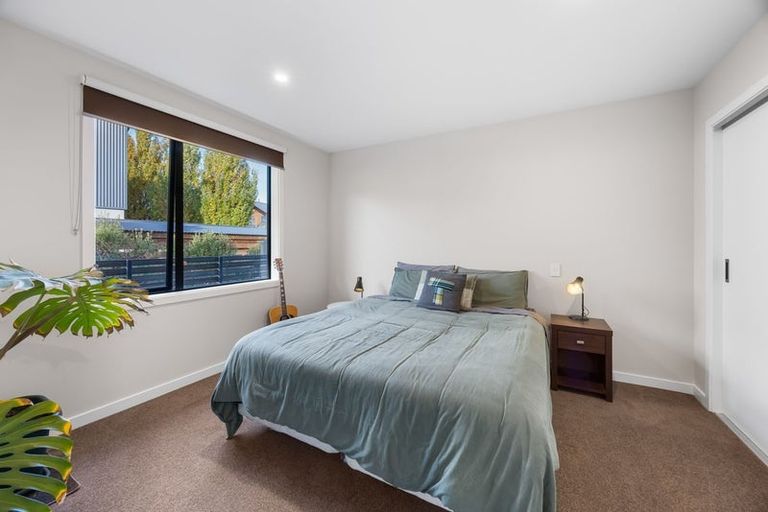 Photo of property in 3 Kirimoko Crescent, Wanaka, 9305