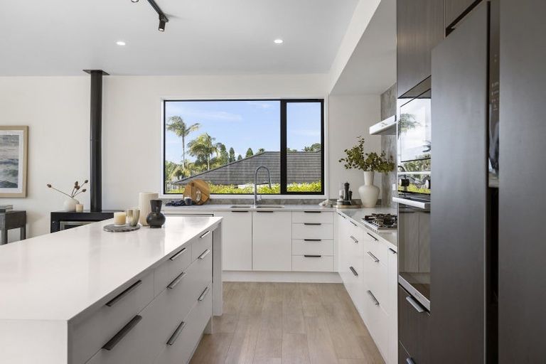 Photo of property in 102 Moffat Road, Bethlehem, Tauranga, 3110