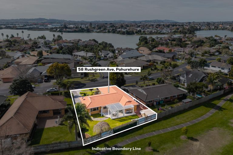 Photo of property in 58 Rushgreen Avenue, Pahurehure, Papakura, 2113
