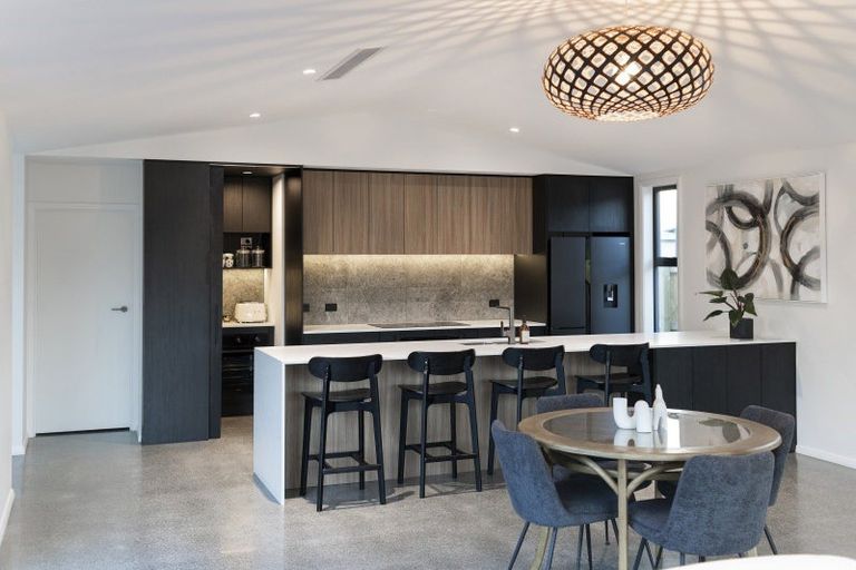 Photo of property in 3 Makakahi Street, Lytton West, 4071