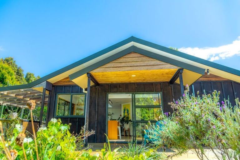 Photo of property in 11b Norrie Avenue, Raglan, 3225