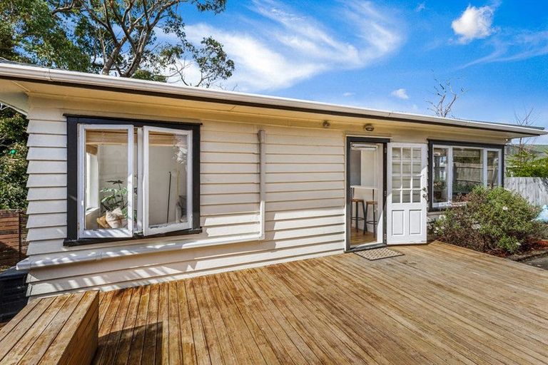 Photo of property in 13a Kinvig Place, Ranui, Auckland, 0612