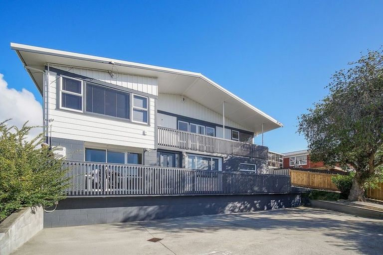 Photo of property in 15 Larne Avenue, Pakuranga Heights, Auckland, 2010