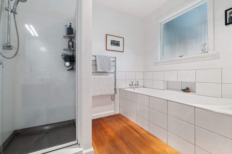 Photo of property in 15 Karitane Drive, Cashmere, Christchurch, 8022