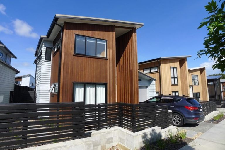 Photo of property in 11 Oioi Road, Hobsonville, Auckland, 0616