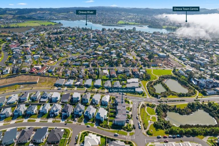 Photo of property in 4 Tyler Davies Drive, Red Beach, 0932