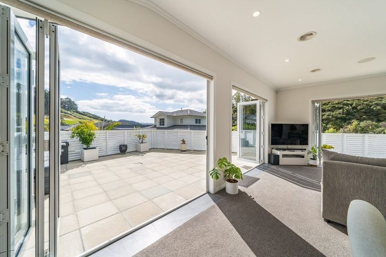 Photo of property in 62 Banks Boulevard, Whitby, Porirua, 5024