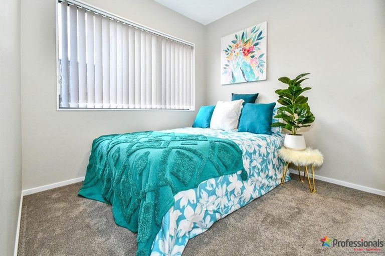 Photo of property in 15 Alderson Lane, Favona, Auckland, 2024