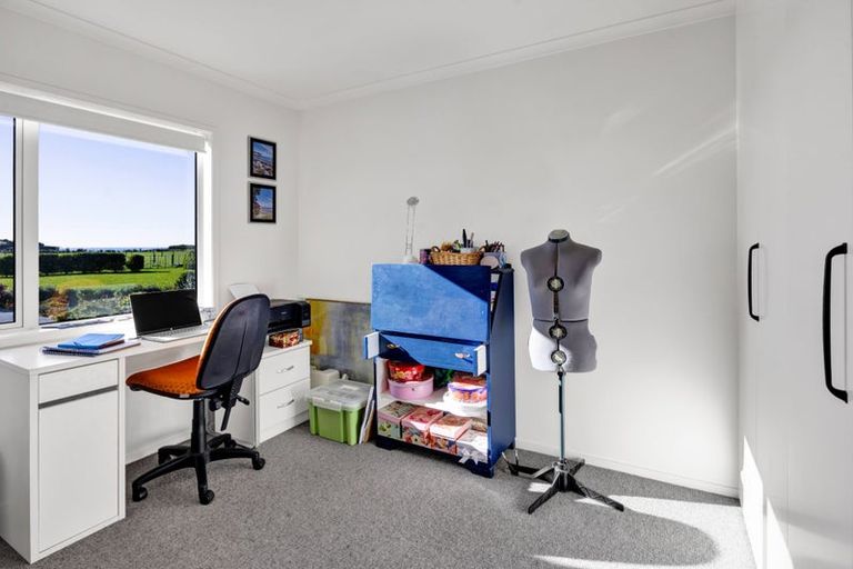 Photo of property in 60 Turangi Road, Motunui, Waitara, 4383