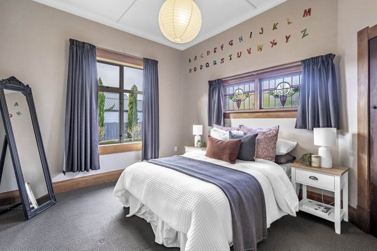 Photo of property in 100 Robertson Street, Richmond, Invercargill, 9810