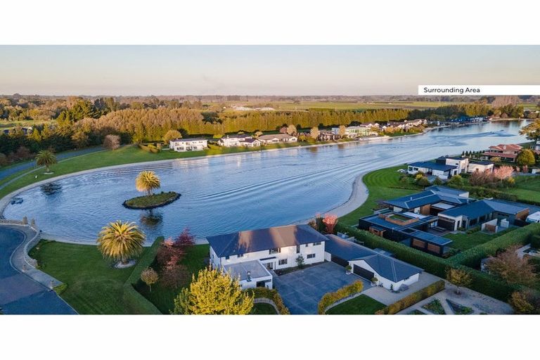 Photo of property in 86 Oakgrove Drive, Rangiora, 7400