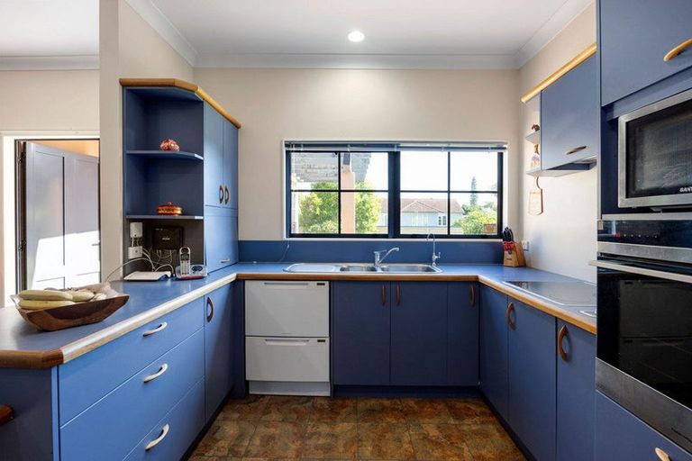 Photo of property in 37 Princes Street, Cambridge, 3434