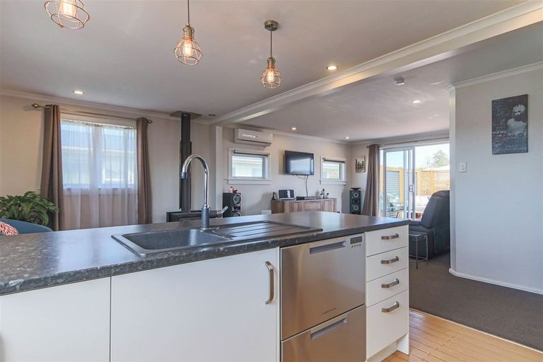 Photo of property in 42 Kelly Street, Inglewood, 4330