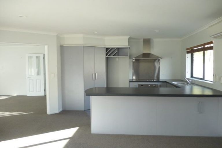 Photo of property in 2 Banksiana Street, Trentham, Upper Hutt, 5018
