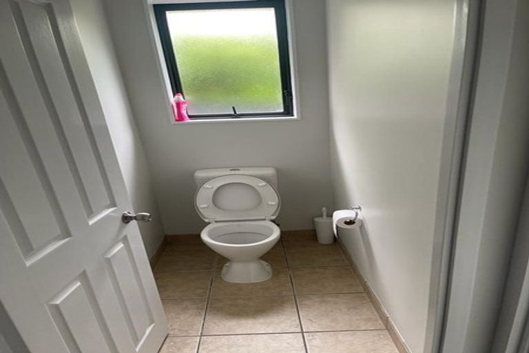 Photo of property in 12 Richard Halse Drive, Manurewa, Auckland, 2105