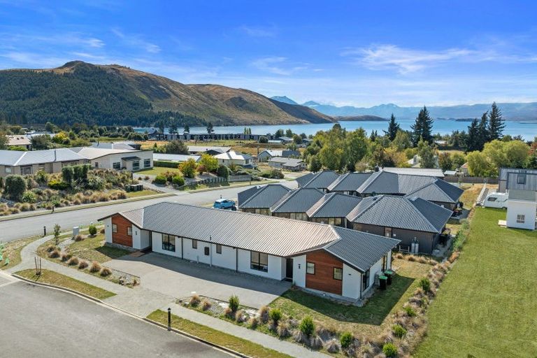 Photo of property in 1 Rodman Lane, Lake Tekapo, 7999