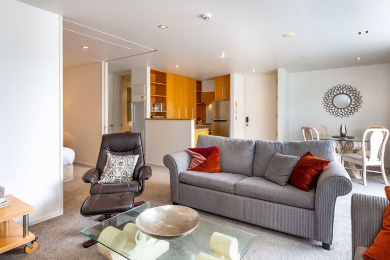 Photo of property in 7/2 Lowell Place, Waipahihi, Taupo, 3330
