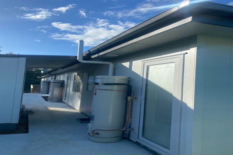 Photo of property in 40a&b Belt Road, Moturoa, New Plymouth, 4310