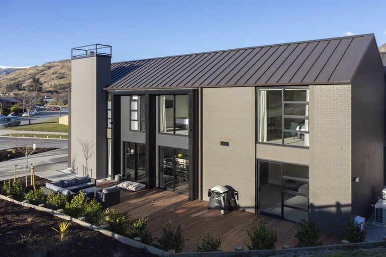 Photo of property in Kawarau Heights, 10 Alpine Avenue, 9304