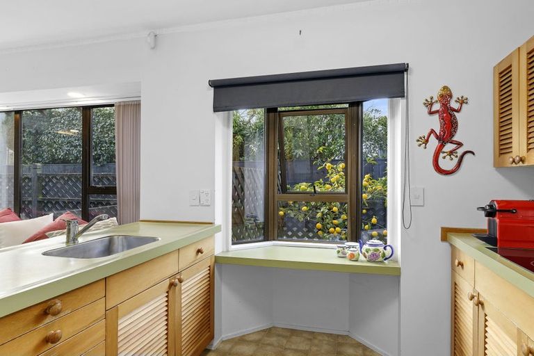 Photo of property in Barton Mews, 1/406 Fergusson Drive, Heretaunga, Upper Hutt, 5018