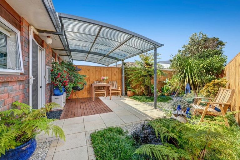 Photo of property in 96a Lakeside Drive, Orewa, 0931