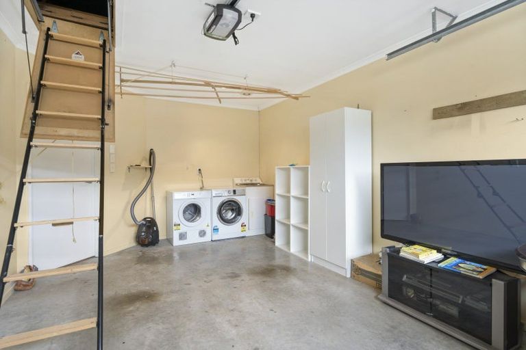Photo of property in Redwood Village, 65/42 Main Road, Tawa, Wellington, 5028