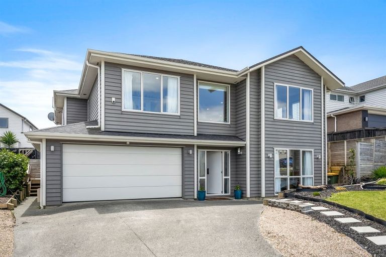 Photo of property in 15 Parkview Drive, Gulf Harbour, Whangaparaoa, 0930