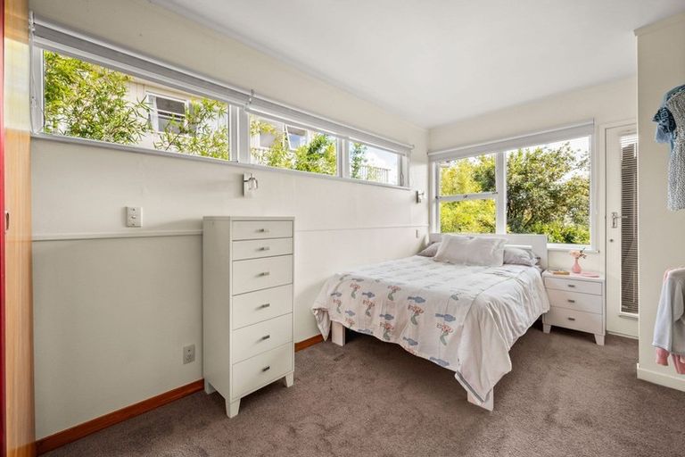 Photo of property in 275 Don Buck Road, Massey, Auckland, 0614