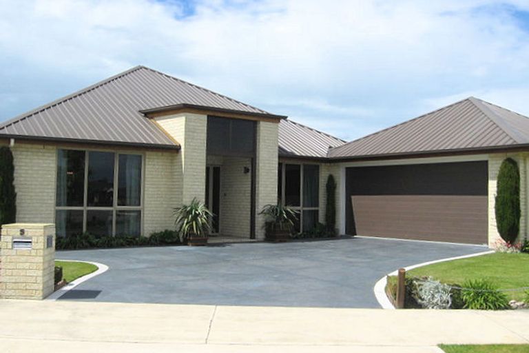 Photo of property in 5 Richard Seddon Drive, Northwood, Christchurch, 8051