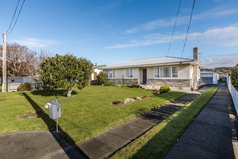 Photo of property in 14 Windsor Terrace, Taradale, Napier, 4112