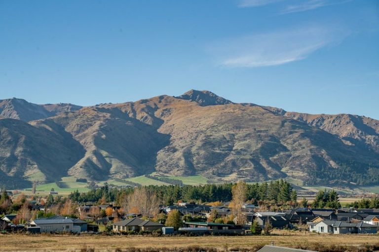 Photo of property in Cemetery Road, Lake Hawea, 9382