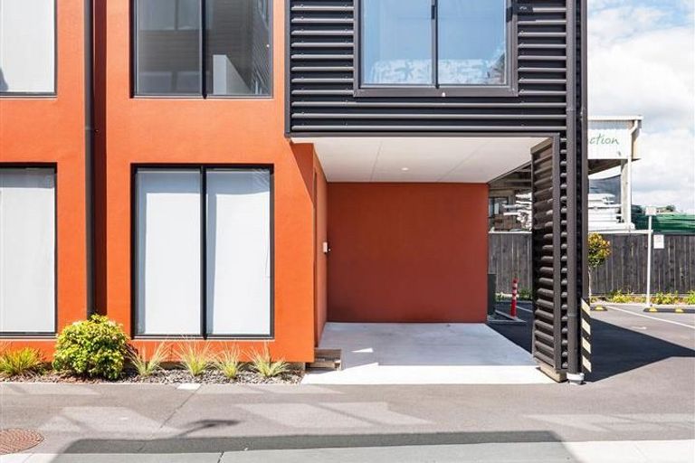 Photo of property in 17 Owens Place, Mount Maunganui, 3116