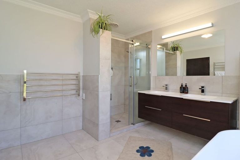 Photo of property in 72 Reservoir Road, Oamaru North, Oamaru, 9400