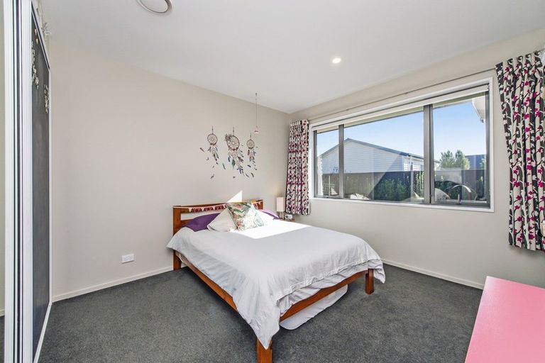 Photo of property in 15 Cameron Crescent, Rolleston, 7614