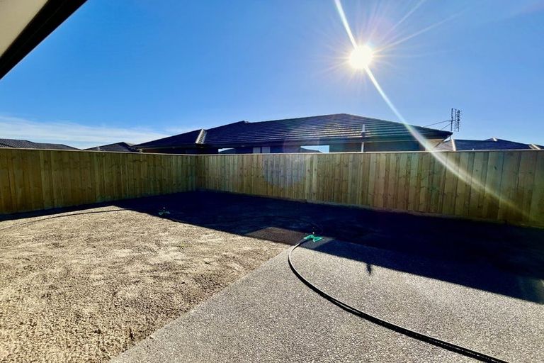 Photo of property in 23 Longore Way, Rolleston, 7614