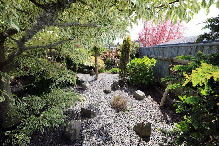 Photo of property in 26 Oberon Street, Stratford, 4332