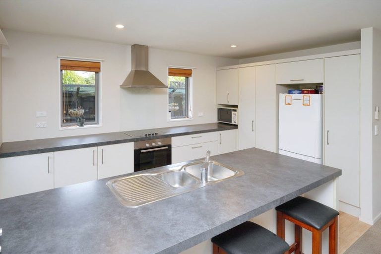 Photo of property in 16 Freyberg Street, Rangiora, 7400
