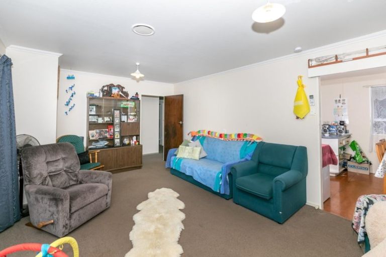 Photo of property in 21 Brookbank Place, Glenview, Hamilton, 3206