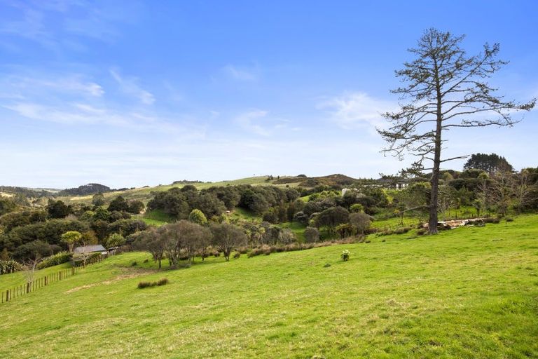 Photo of property in 151 Chamberlain Road, Bombay, 2675