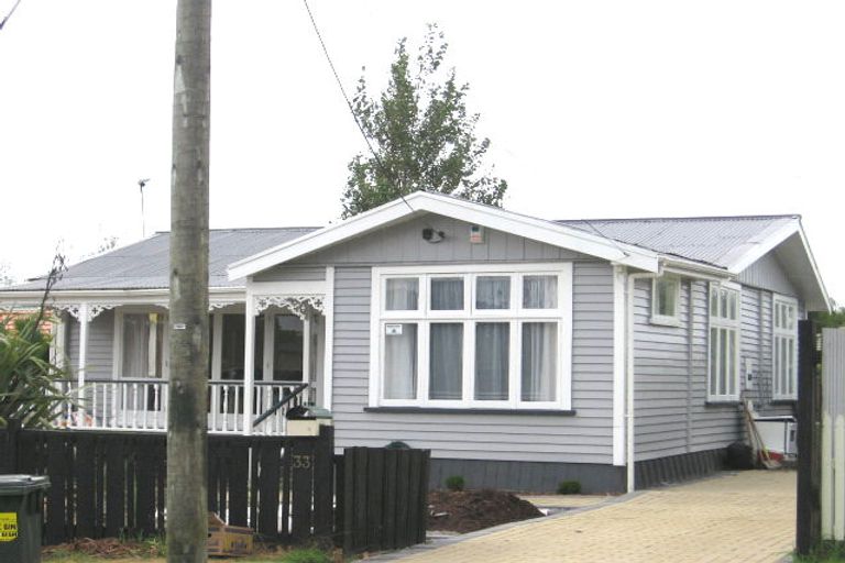 Photo of property in 33 Statesman Street, Henderson, Auckland, 0612